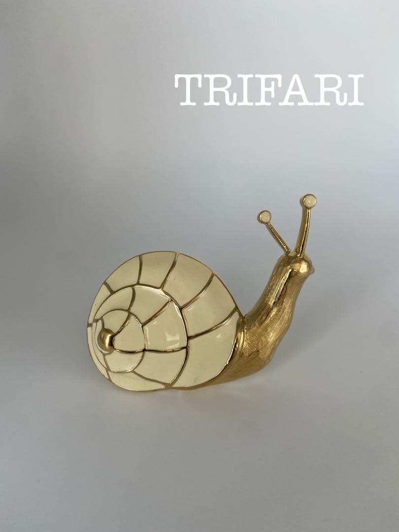 lotuscloud 2522⭐️TRIFARI トリファリヴィンテージブローチ