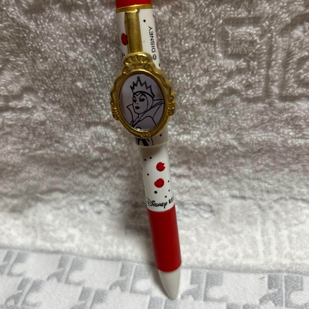 東京ディズニーリゾート　東京ディズニーランド　白雪姫　2色ボールペン　シャープ