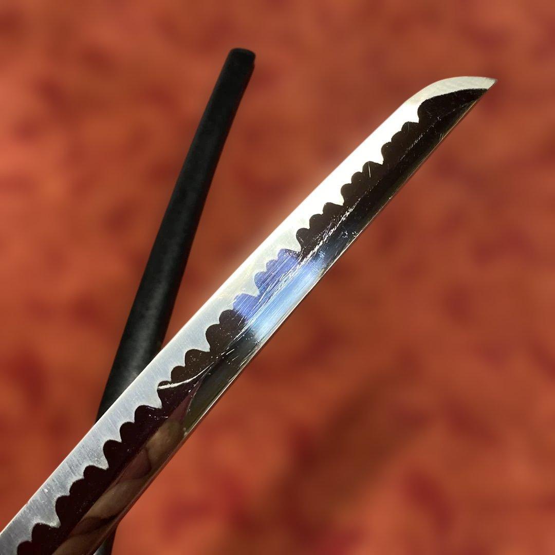 模造大刀 濃紺柄 龍彫透し丸鍔 黒梨地鞘