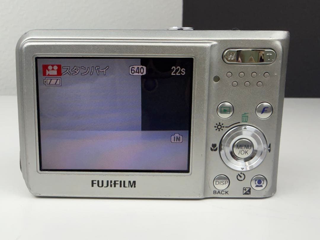 Fujifilm FinePix F31fd シルバー
