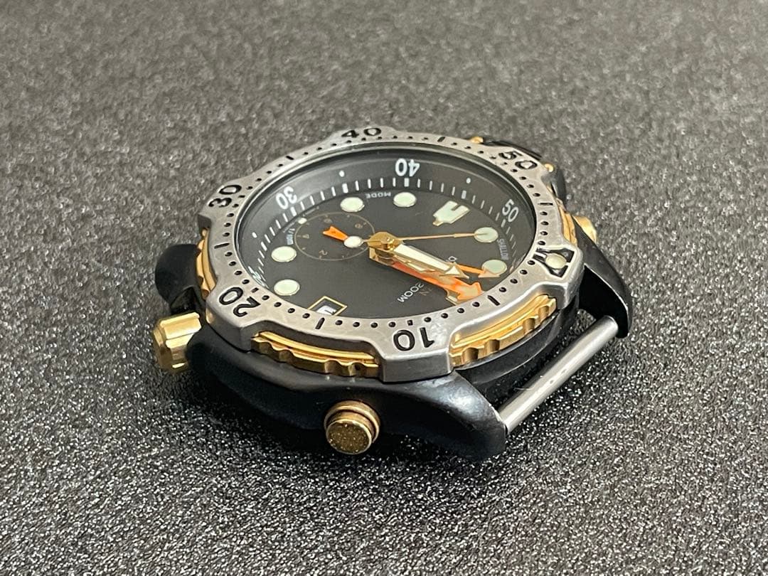 ‼️ジャンク‼️ Citizen ダイバー200m 5810-F80049