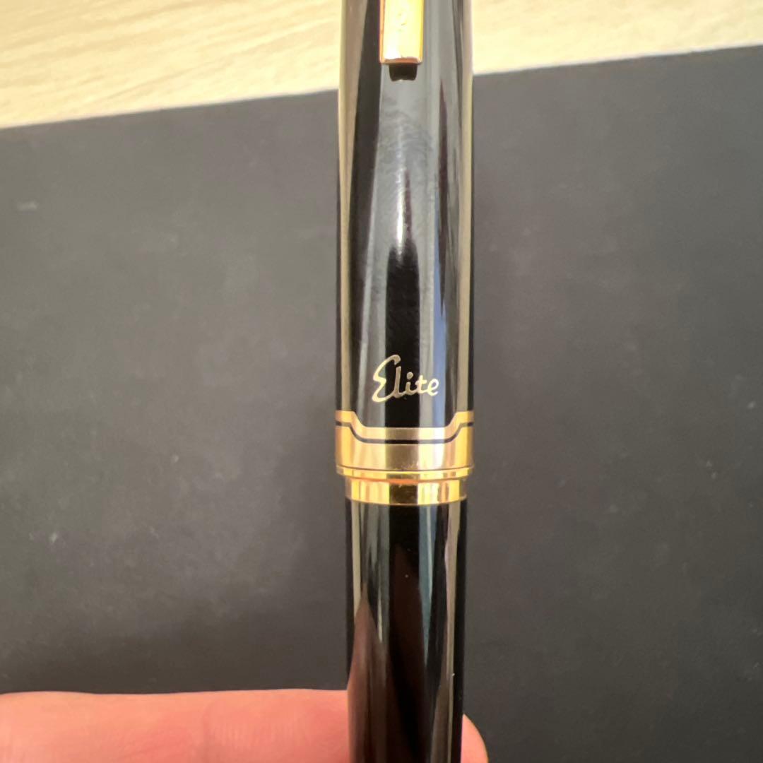 パイロット エリート95S（ブラック／Fニブ）