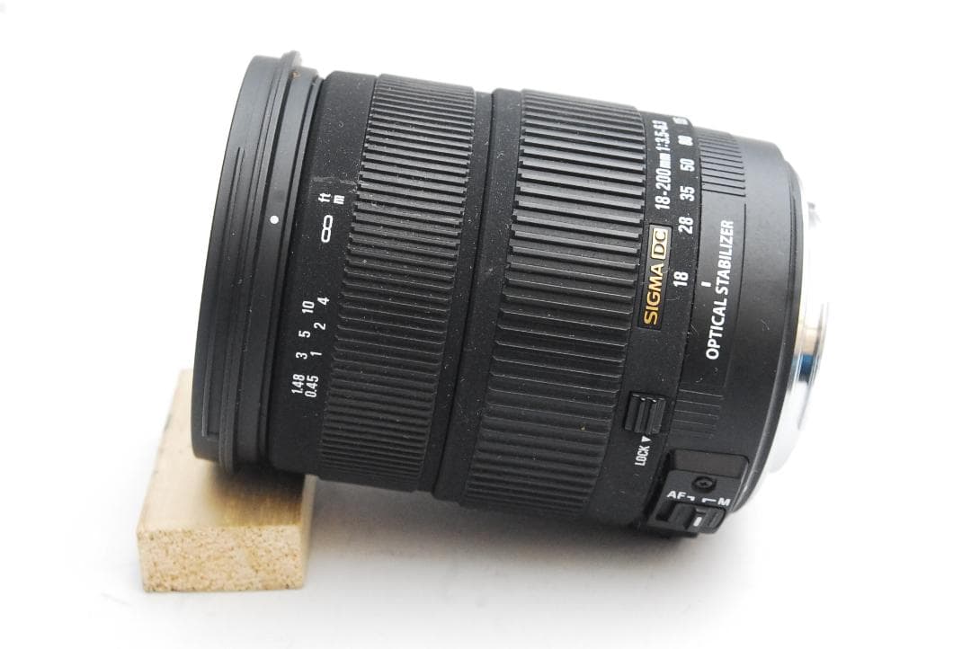 SIGMA ZOOM 18-200mm 1:3.5-6.3 DC （良品）