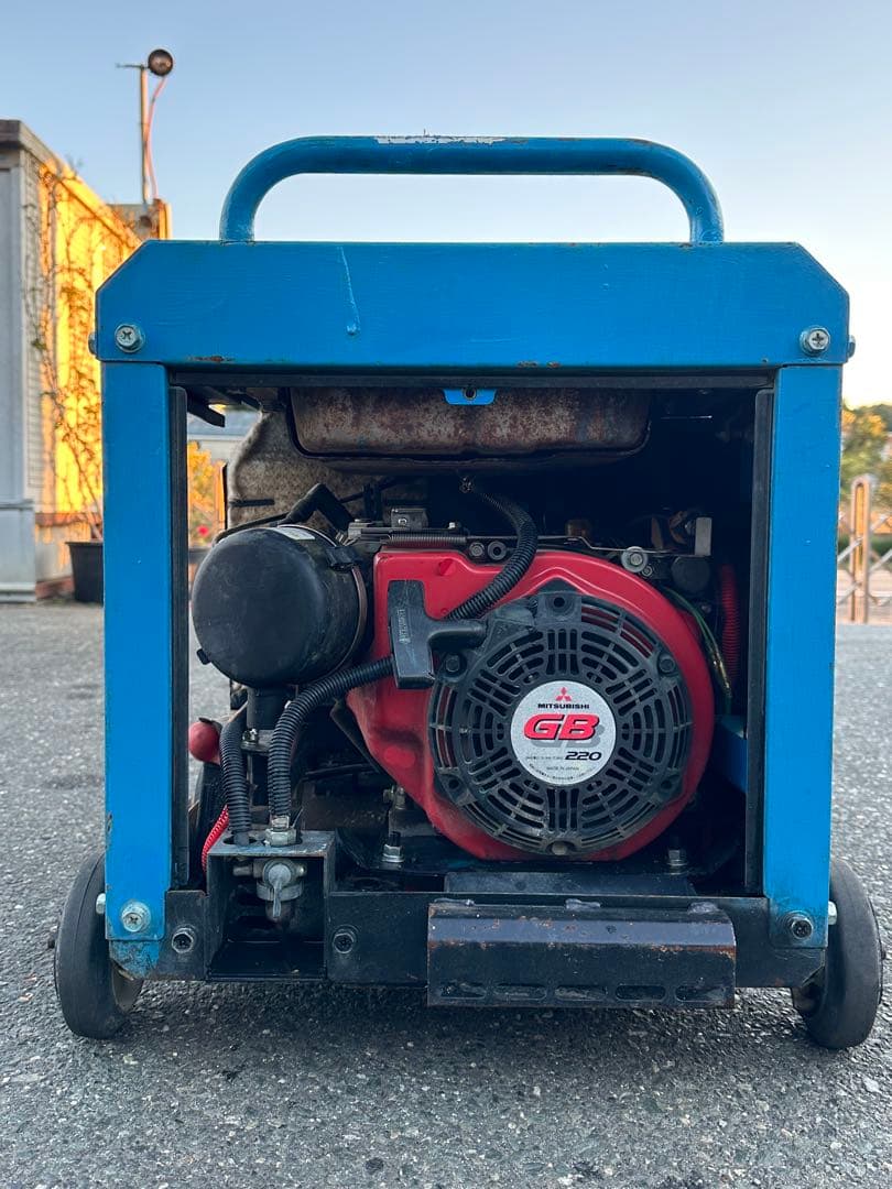 1. 鶴見製作所 エンジン式高圧洗浄機 HPJ-5ESM