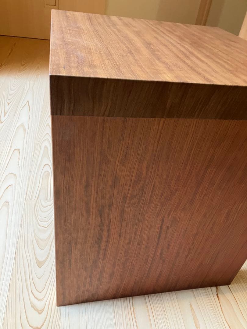 無垢材　サイドテーブル　スツール　アノニマスデザイン