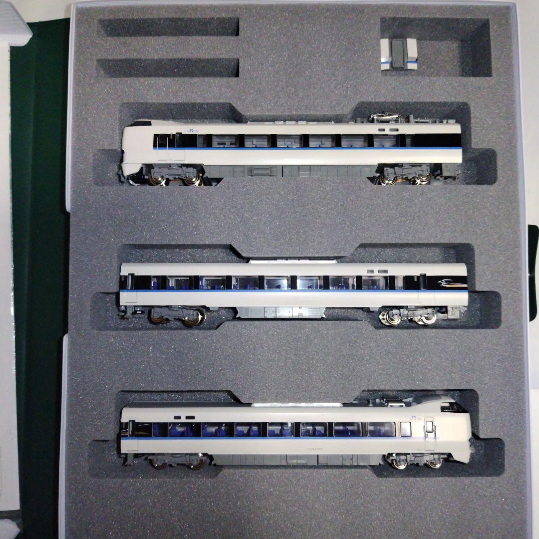 KATO 683系2000番台「サンダーバード」（リニューアル車）増結3両セット