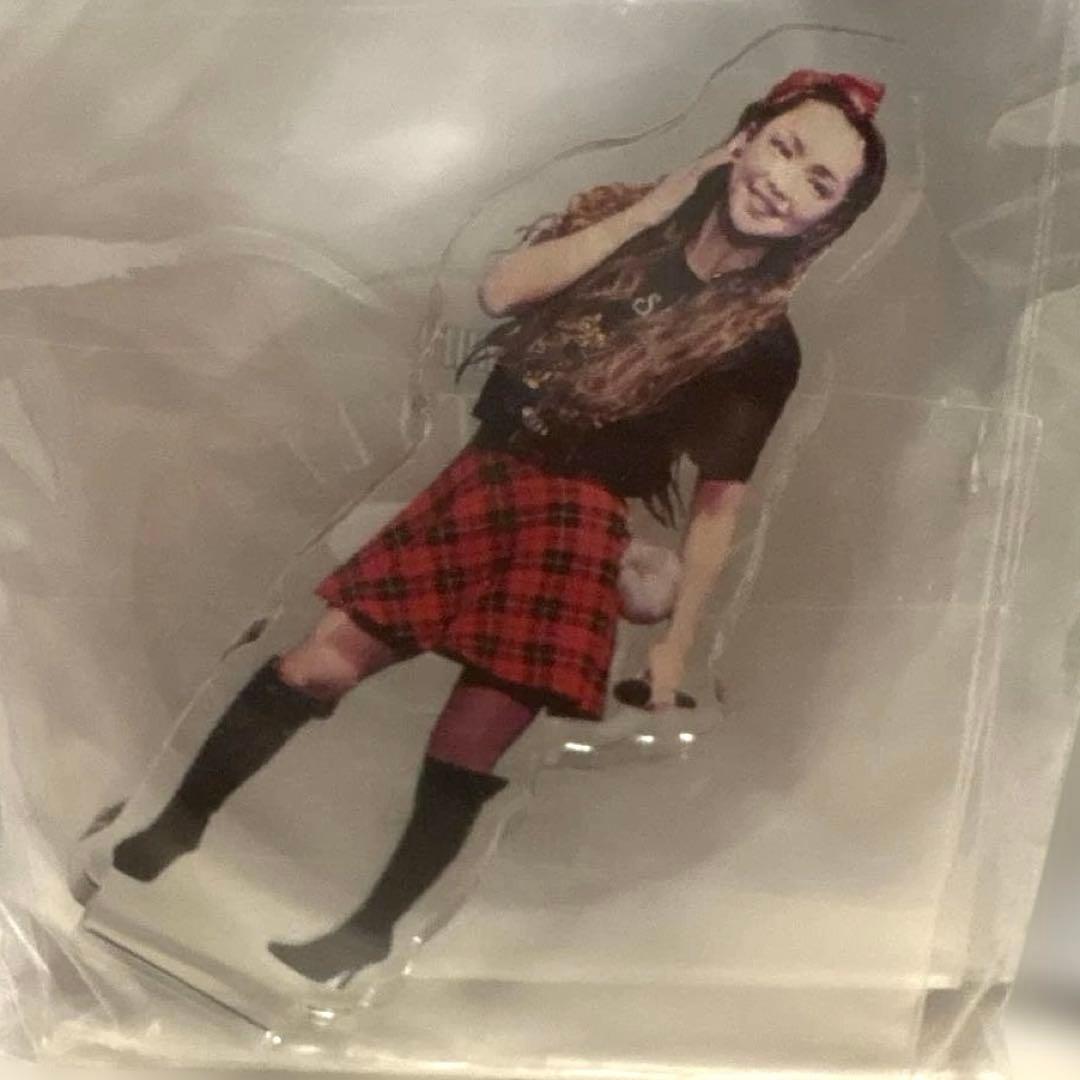 【新品未使用】安室奈美恵 ガチャガチャ アクリルスタンド 88 15個セット