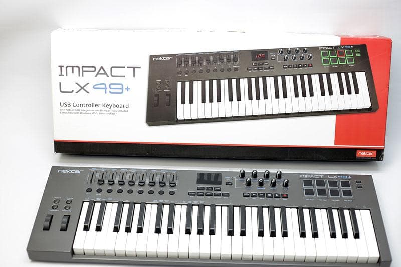 Nectar Impact LX49+ MIDIキーボード
