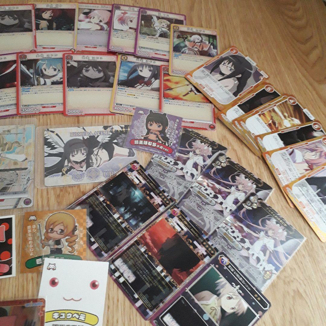 魔法少女まどか☆マギカ　まどマギ　マギレコ　缶バッジ　ストラップなど