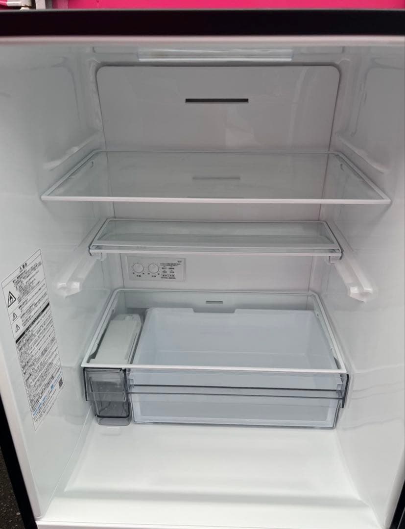 TOSHIBA 東芝ノンフロン冷凍冷蔵庫 GR-V33SC 2024年製