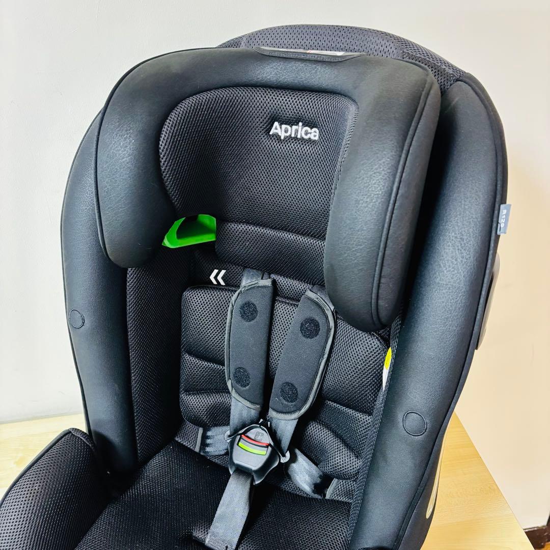【美品】Aprica フォームフィットセーフティー　ISOFIX 送料込み