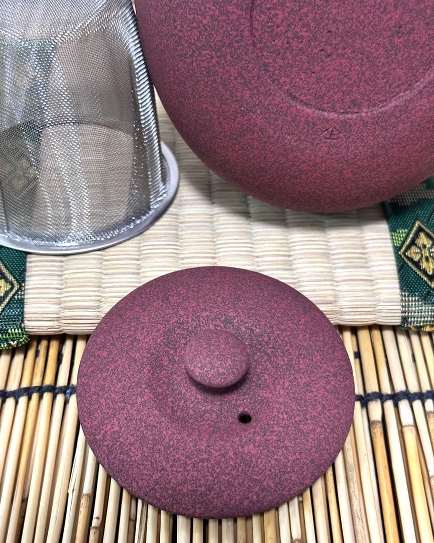 菊地保寿堂　奥山清行デザイン　ティーポット ふくＳ　南部鉄瓶　南部鉄器