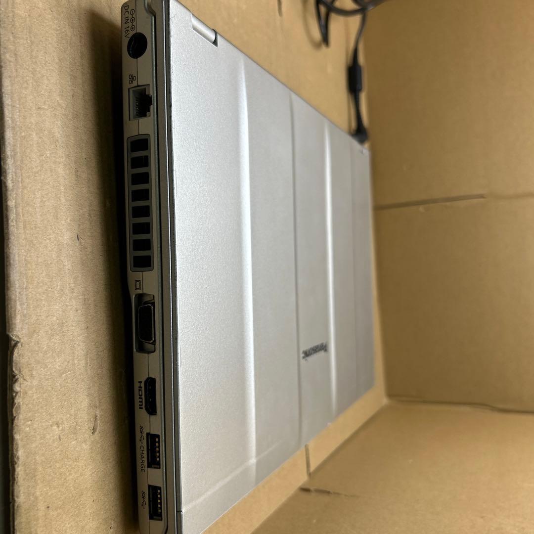 軽量型Panasonic Let's note CF-LX6 8GB/1TB