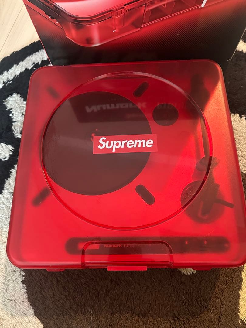 DJ機材 Supreme Numark PT01 Portable Turntable