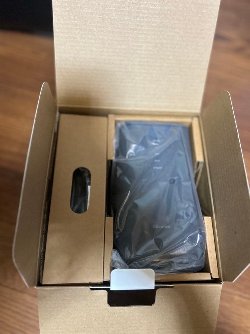 【送料込み】docomo HR02 ホームルーター 5G/4G対応