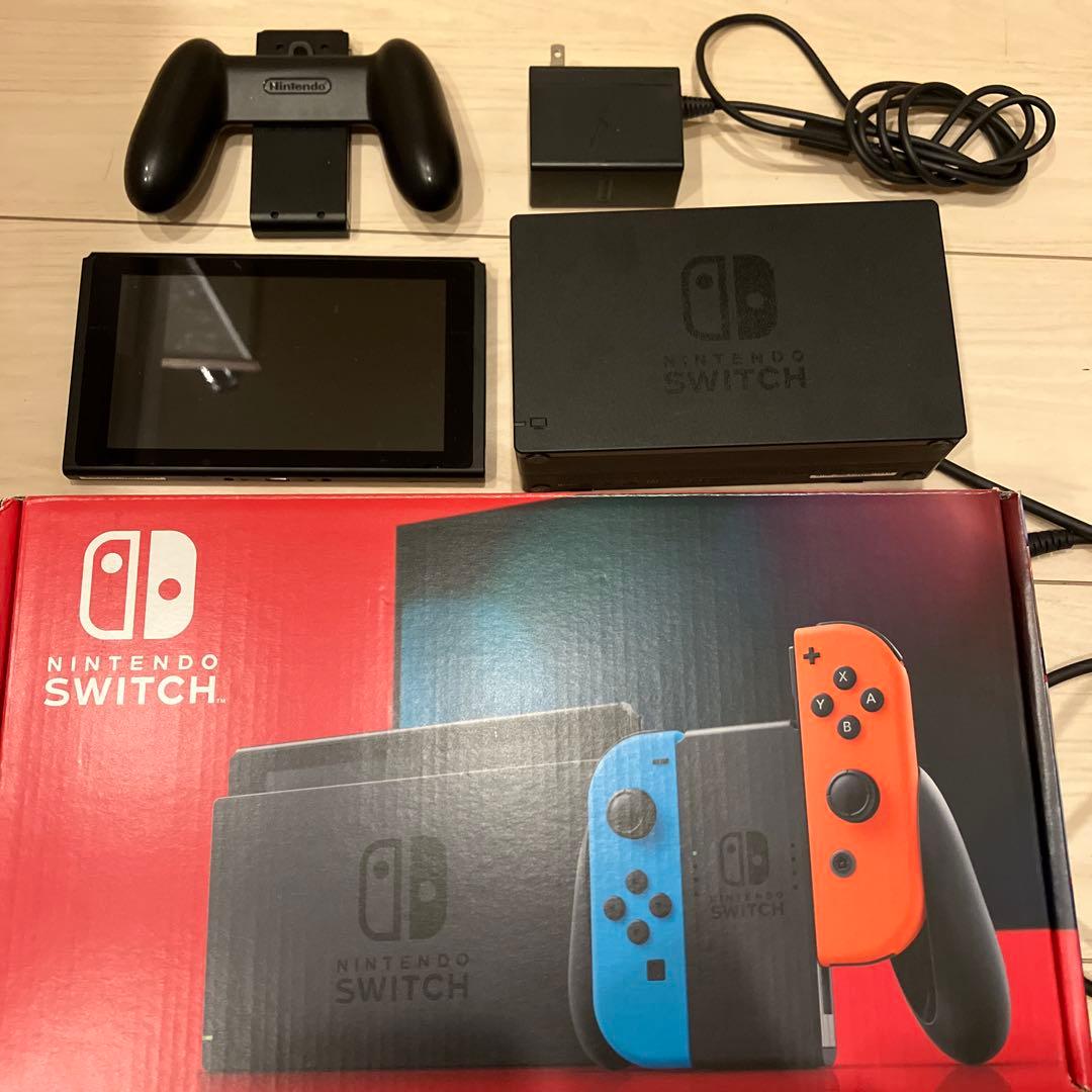 Nintendo Switch 本体 ジョイコン無し