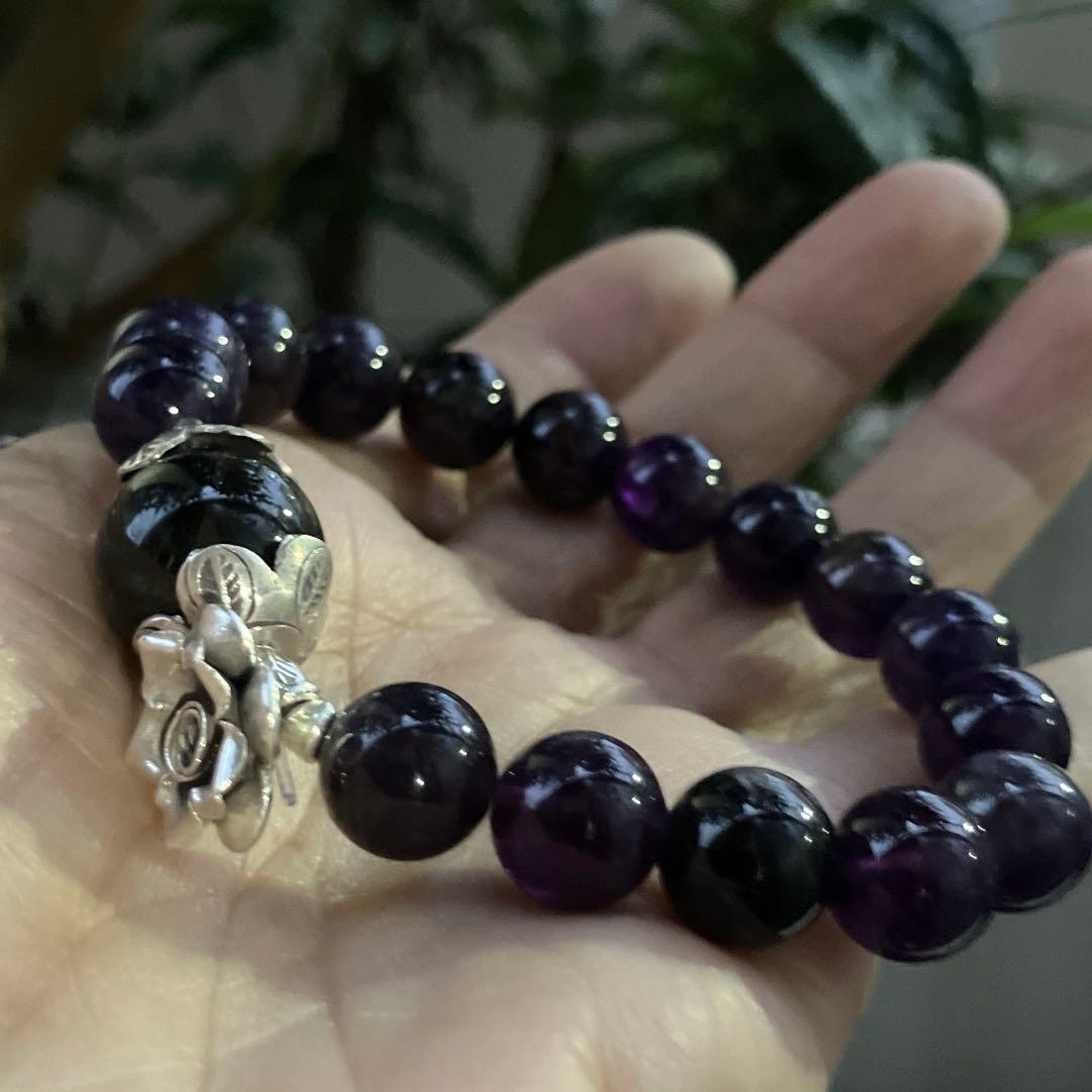 アメジストとモリオンカレンシルバーの薔薇、タイチンルチルブレスレット2本