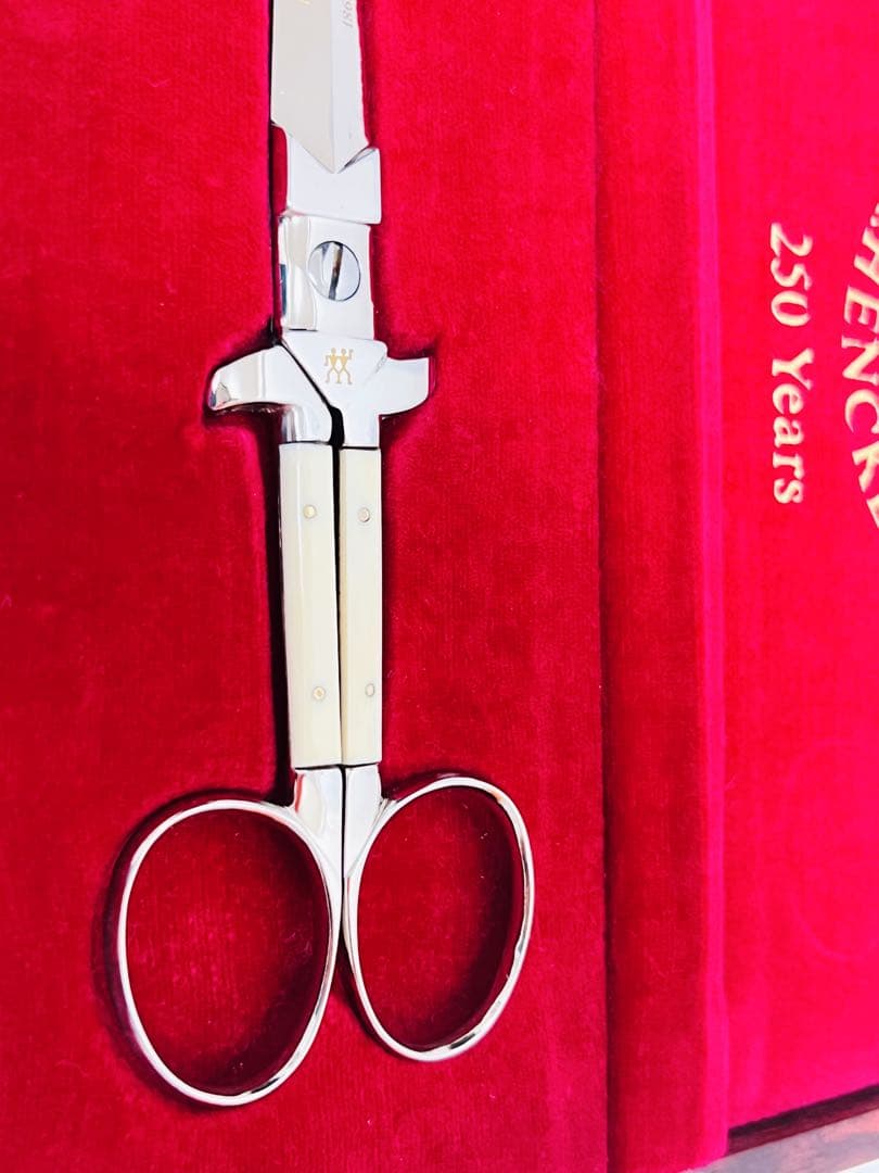 ■ZWILLINGS HA HENCKELS 250周年記年　ドイツ　ヘンケルス