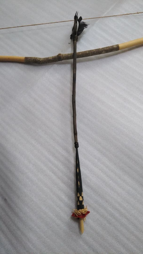 アイヌ民具弓矢セット　クとへペライ