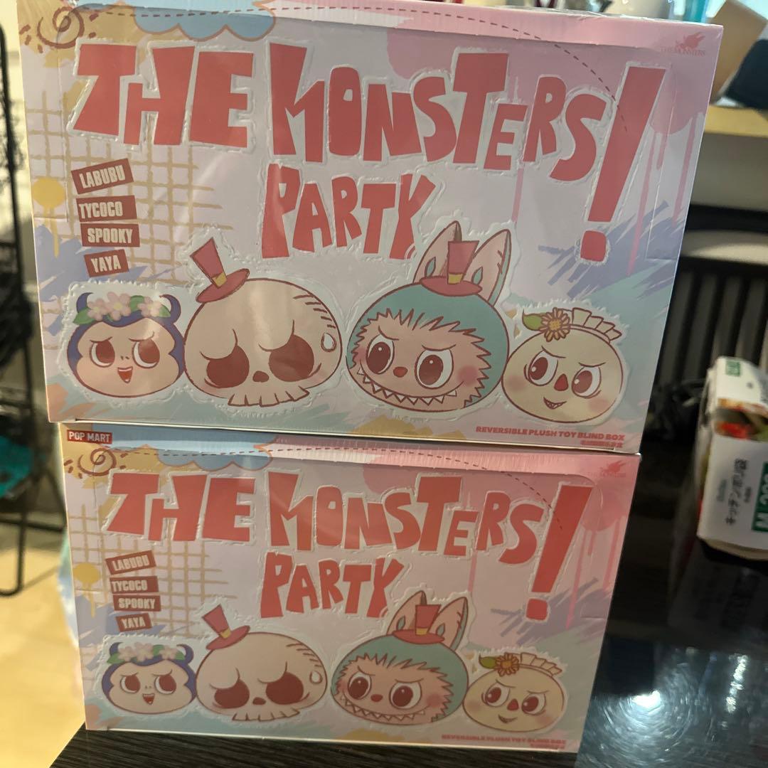 THE MONSTERS Party シリーズ リバーシブルぬいぐるみ　ボックス