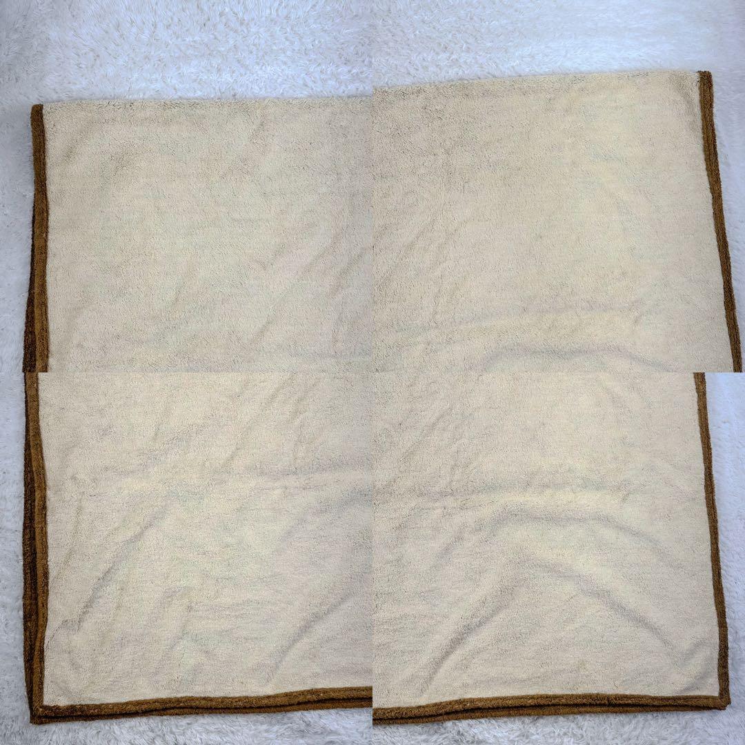 ルイヴィトン　モノグラム　ロゴ　バスタオル 総柄　ビーチタオル　茶色　膝掛け