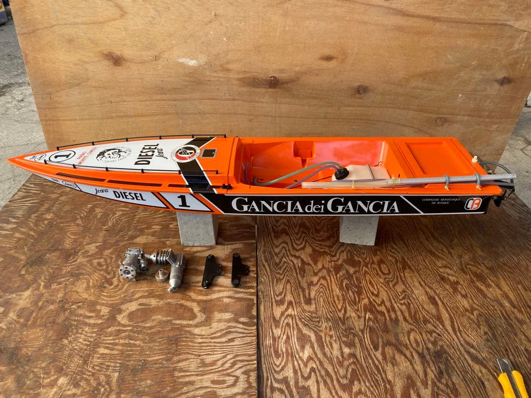 DIESEL モーターボート【ジャンク品】