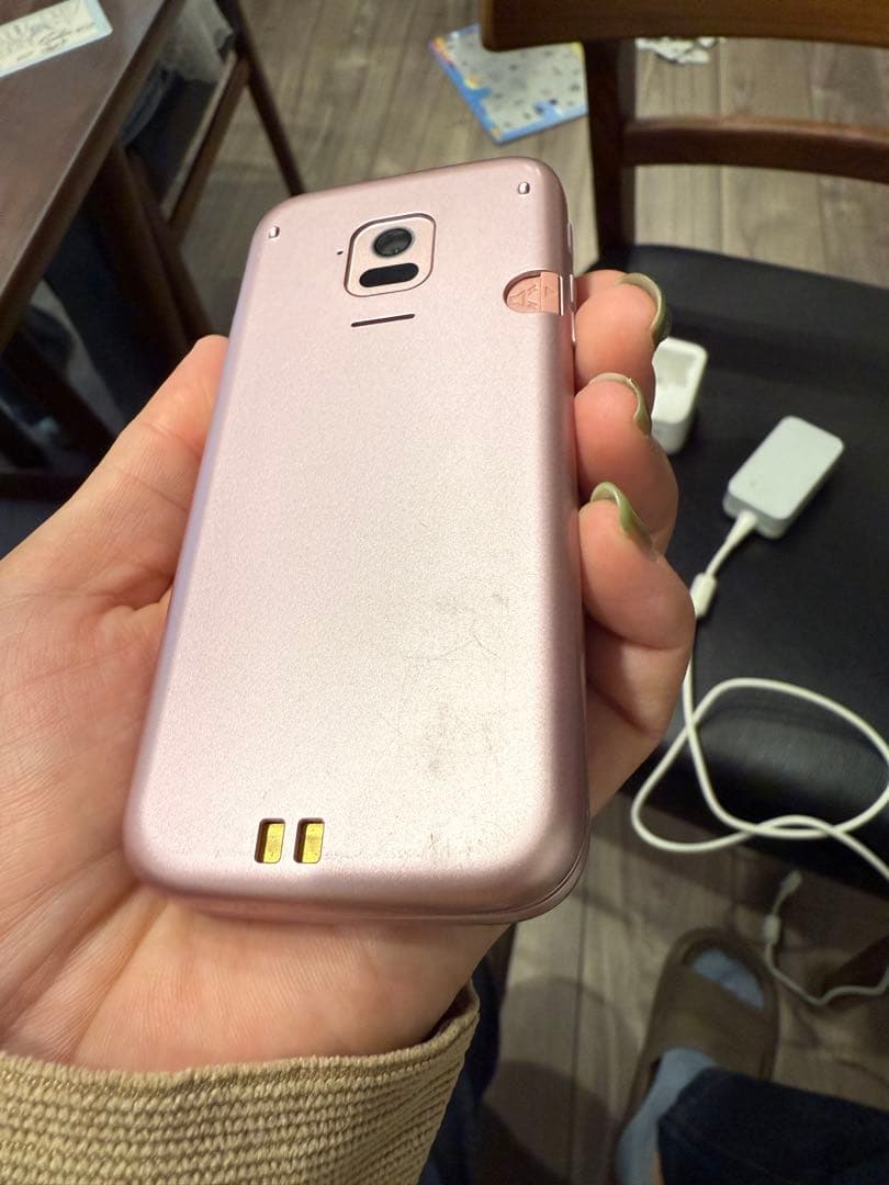 docomo らくらくフォン　F-01M ピンク 携帯電話 本体 充電器セット