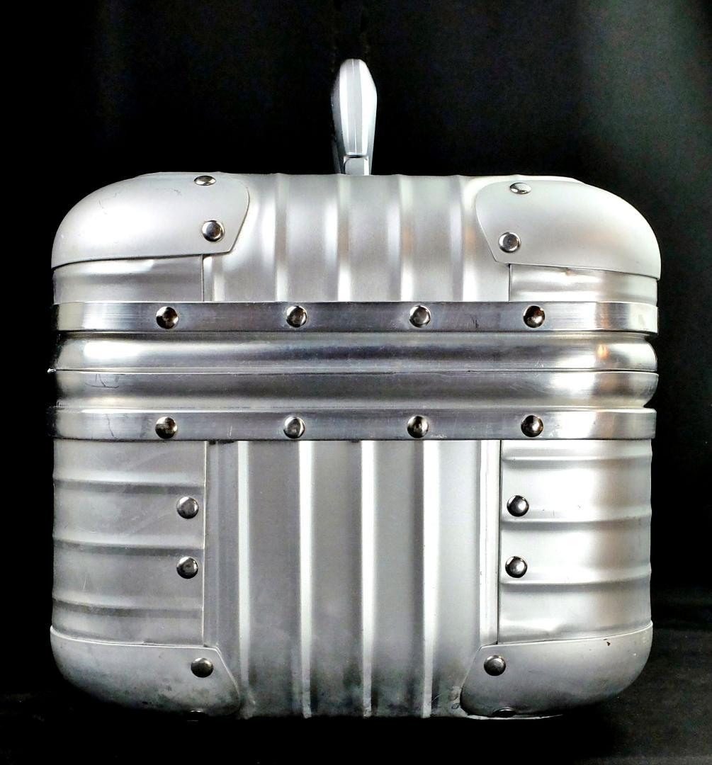 リモワ　928.38『TOPAS・トパーズ』ビューティーケース（1422）17L