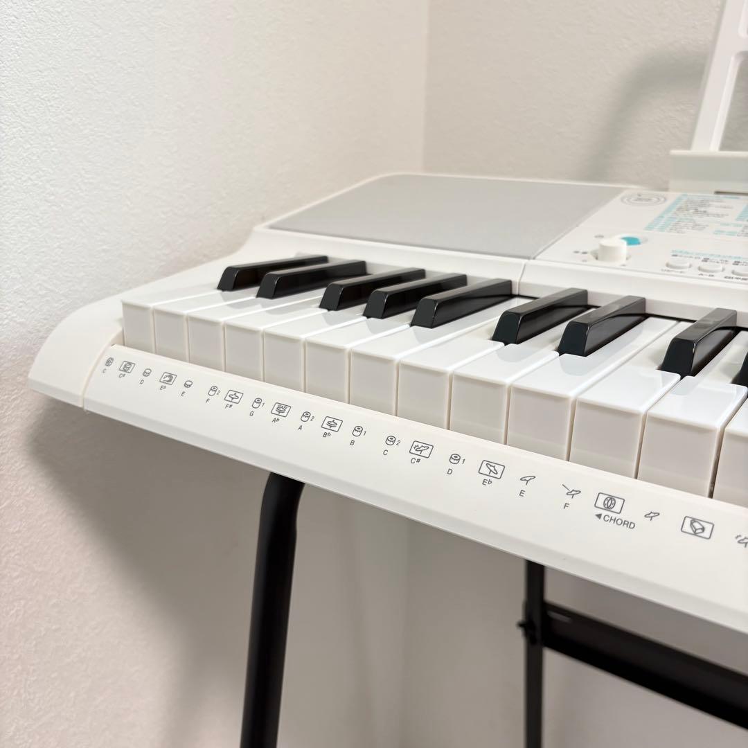 美品✨スタンド付き CASIOカシオ光ナビゲーションキーボードLK-516