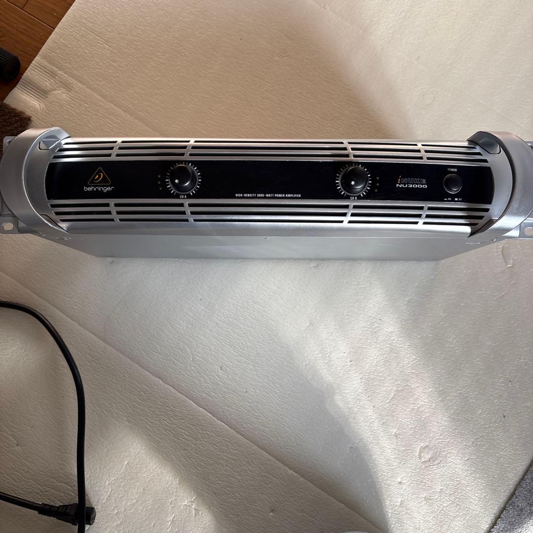 behringer i NUKE NU3000 パワーアンプ　動作確認済