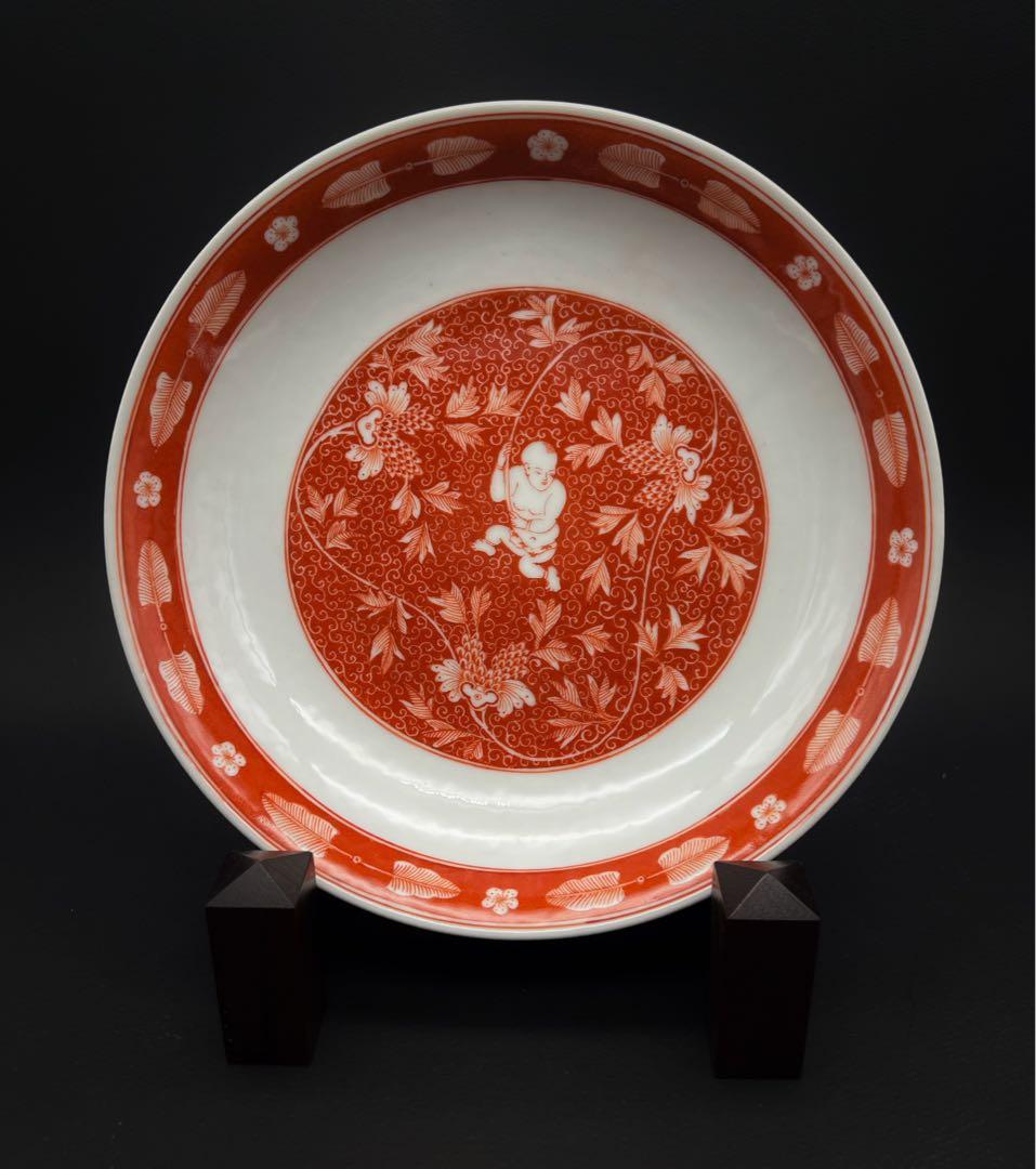 中国美術 古玩 赤絵唐子紋樣大皿 記年款 大清乾隆年製