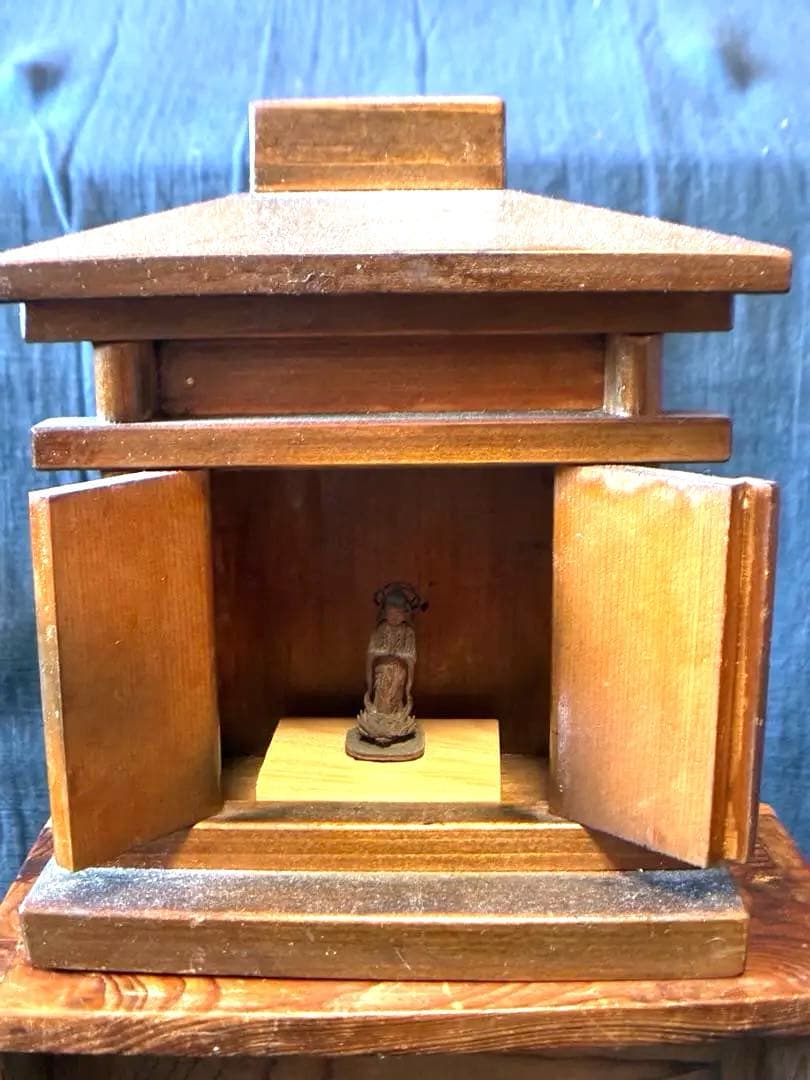 小さな　小さな合掌木彫り仏　極小木彫り仏　江戸時代