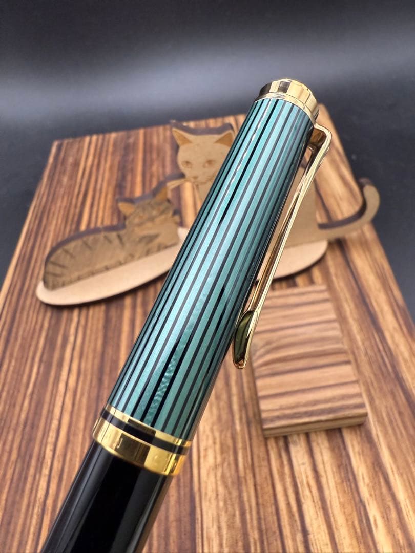 PELIKAN ボールペン K800 緑縞