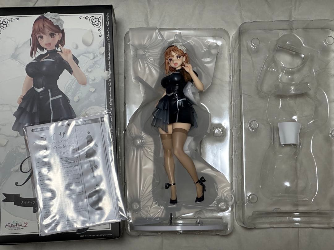 ライザ ライザリン シュタウト 百夏の礼装 1/6 フィギュア