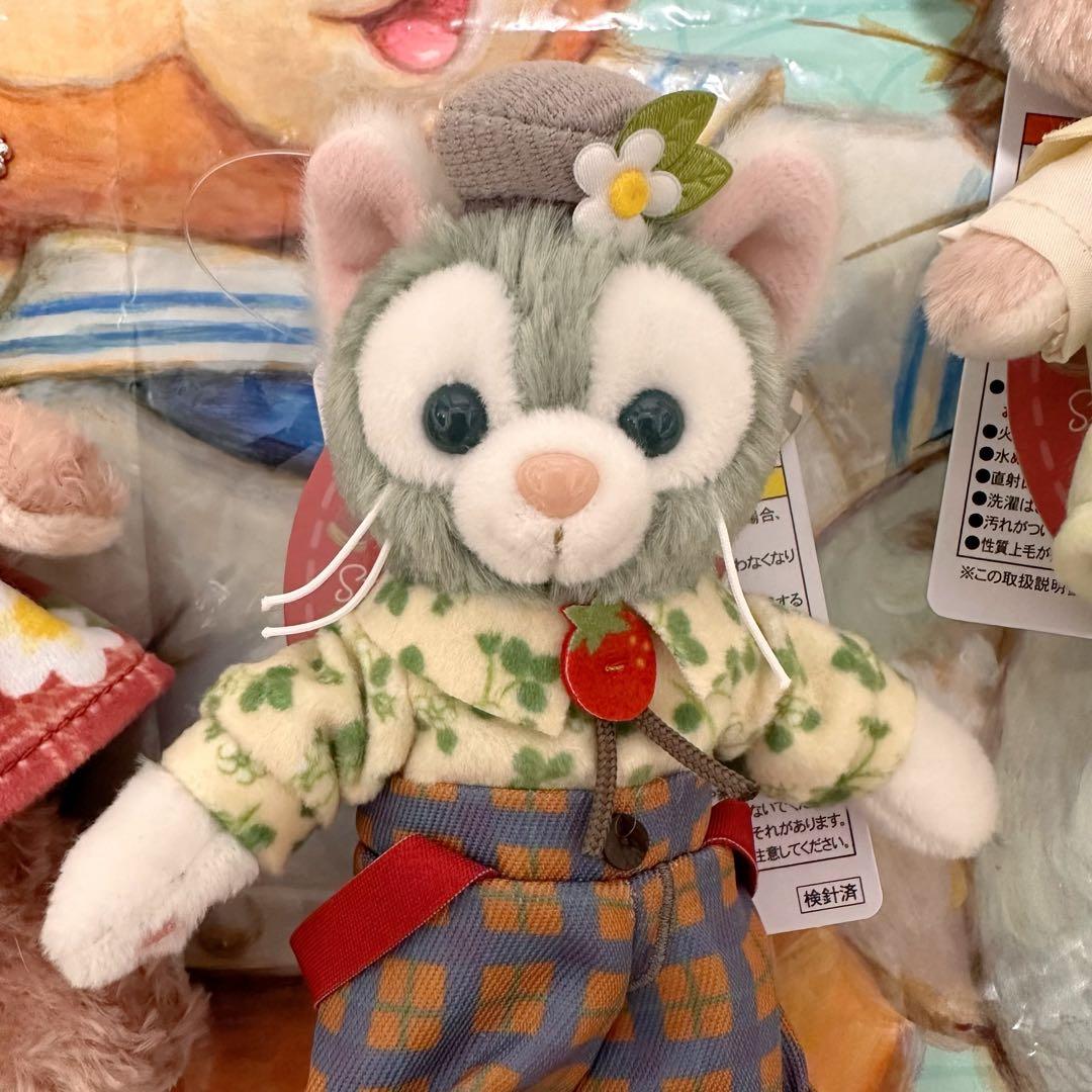 ディズニーシー　ハートフェルトストロベリーギフト ぬいぐるみバッジ 4体セット