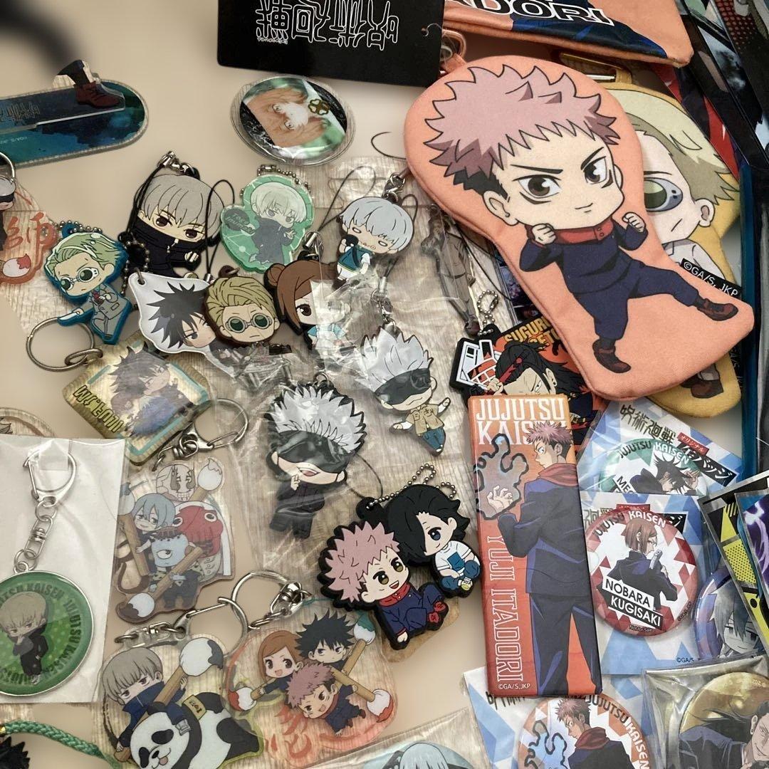 呪術廻戦 キャラクターグッズセット多数