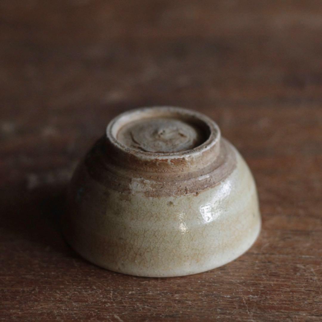 美濃 灰釉 盃 酒器 ぐい呑み 古美術 古道具 アンティーク