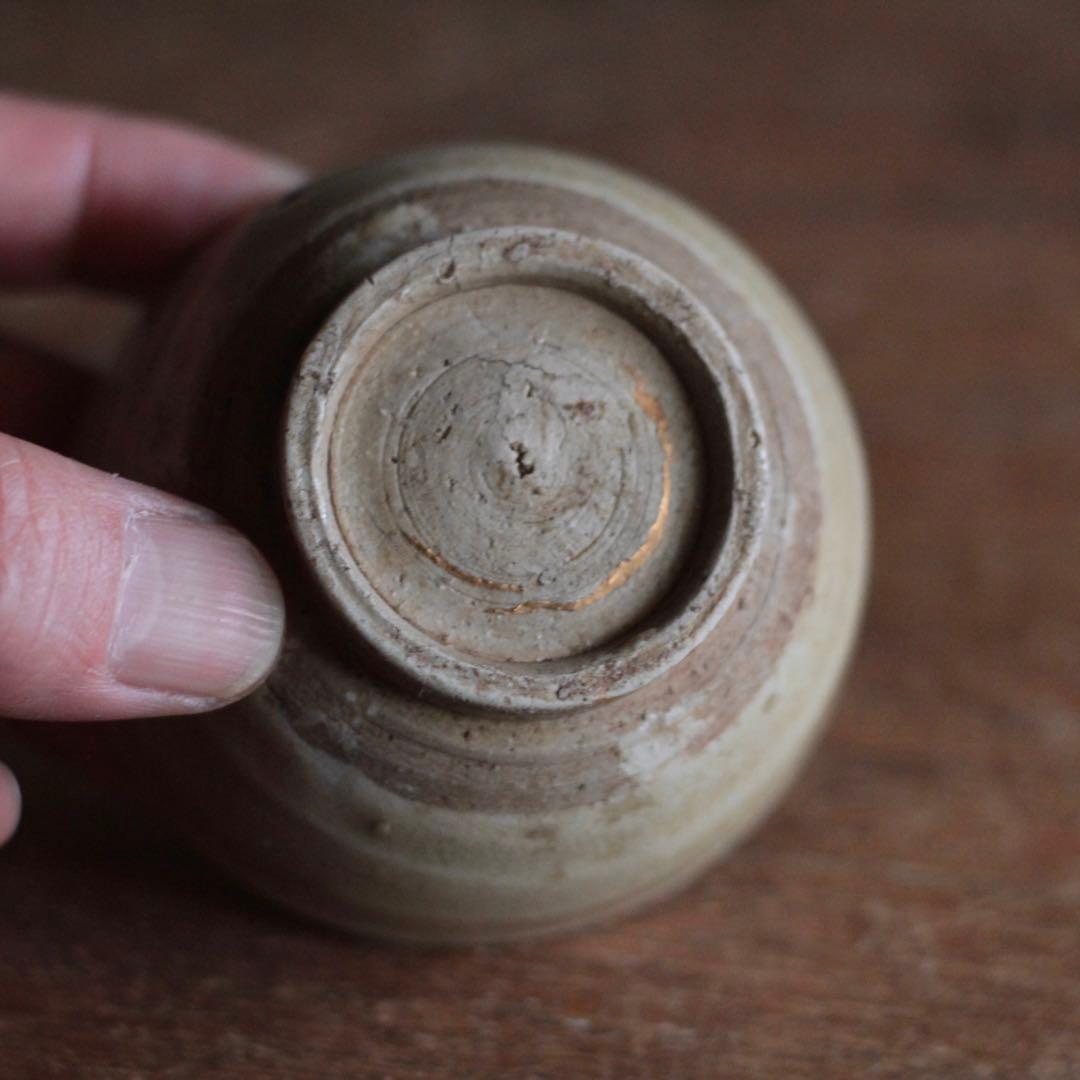 美濃 灰釉 盃 酒器 ぐい呑み 古美術 古道具 アンティーク