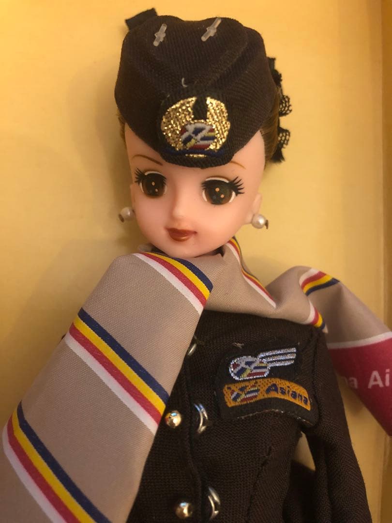 アシアナ航空　CA ドール　Ashiana Airlines 人形　希少