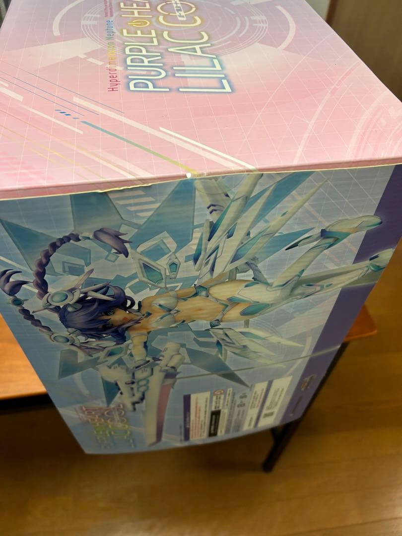 ネプテューヌ　パープルハート　フィギュア