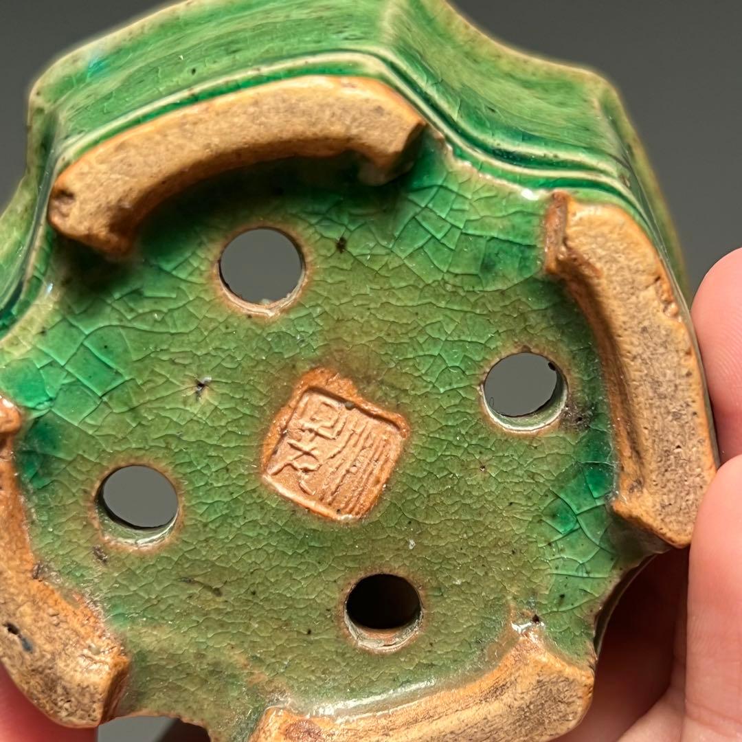 796.獅子丸 緑釉隅角正方 盆栽鉢 植木鉢 7.8*7.8*4.1cm