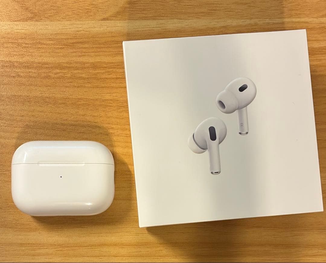 【正規品】AirPods Pro 2(本体+ AppleCare+付属品+箱付)