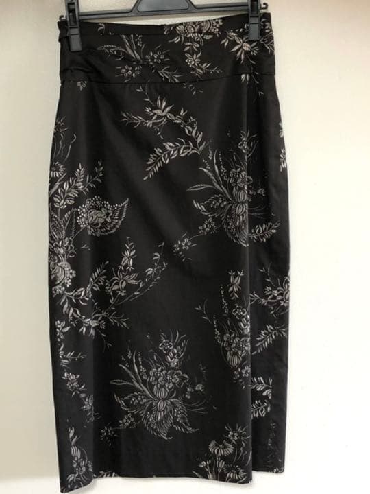 ドリスヴァンノッテンコットンプリントスカート