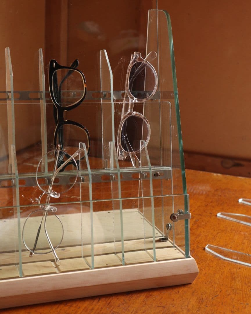 e*n様 古いガラスのペン立て　什器 飾り棚 ガラスケース 文房具