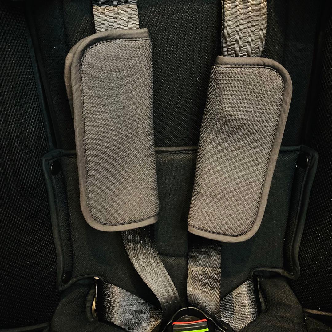 Joie ジョイー チャイルドシート バリアント C0925 ブラック　黒