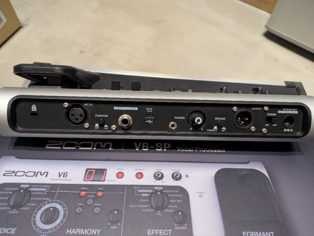ZOOM V6-SP ヴォーカルプロセッサー