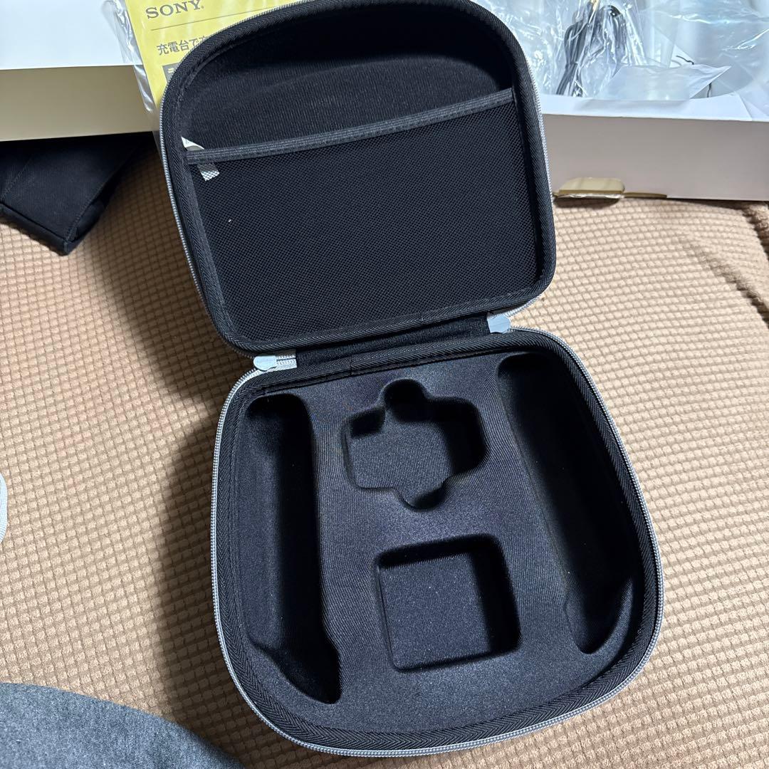 ウェアラブルネックスピーカー　FF7限定モデル