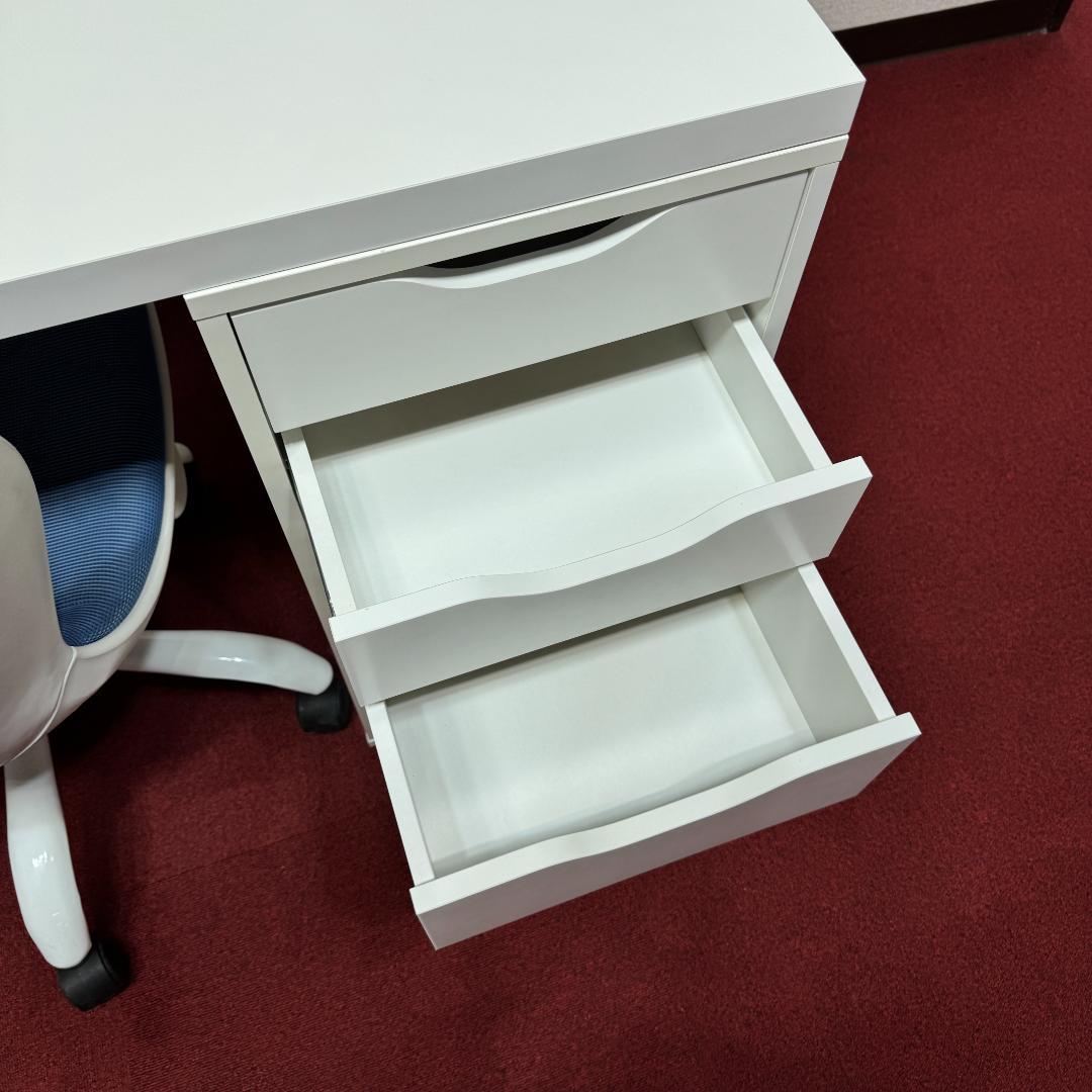 東京23区送料無料　超美品IKEAラグカプテン / ALEX ＋椅子＋ワゴンx2