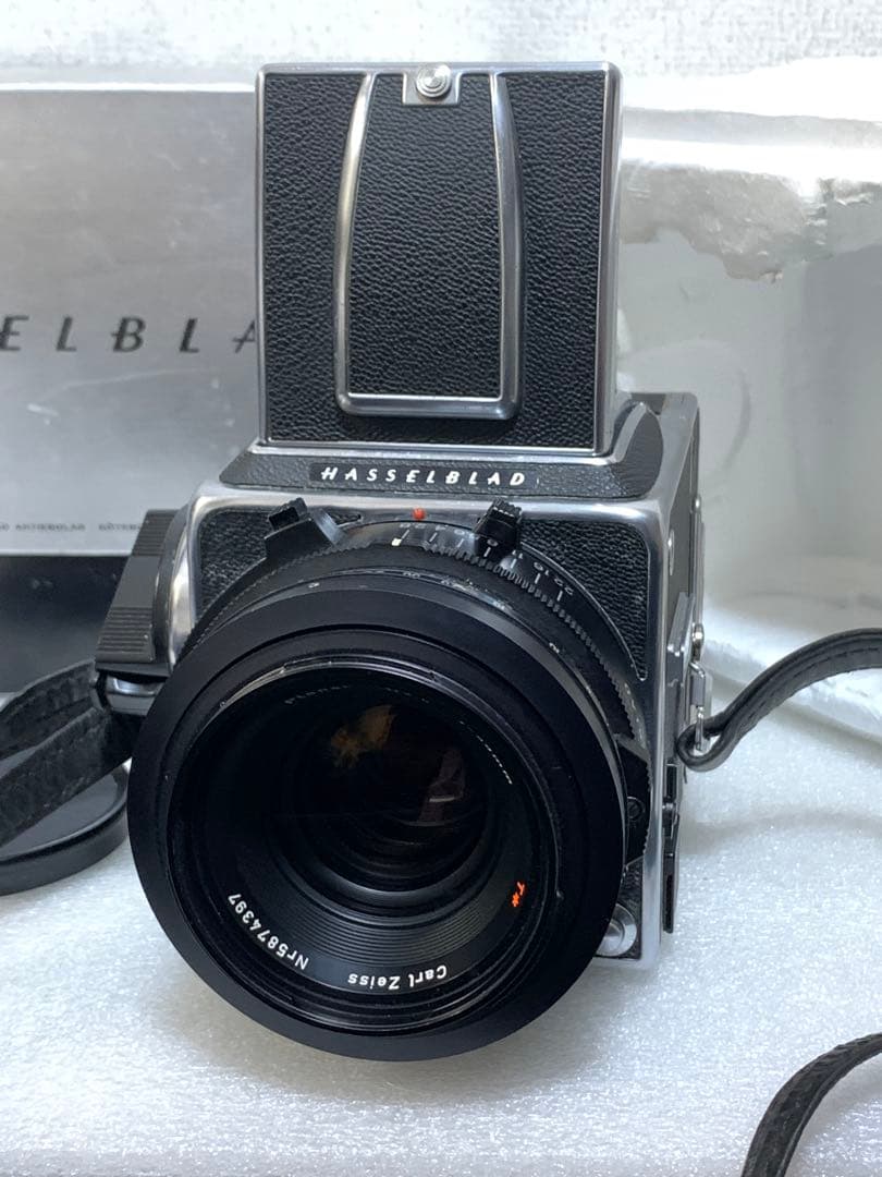 フィルムカメラ HASSELBLAD 2000FC Planar 1:2.8 80mm
