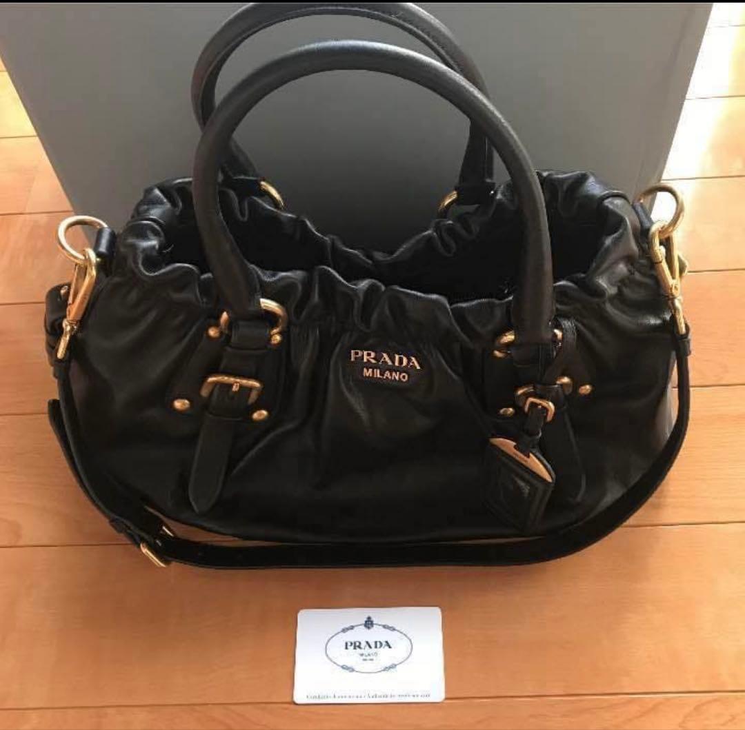 最終お値下げ！PRADA ショルダーバッグ